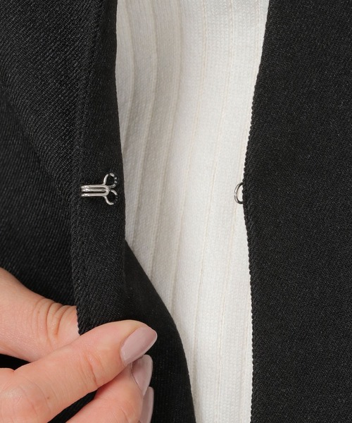 IKKA LOUNGE（イッカラウンジ）の「【セットアップ対応】ウールライクV襟裏付きジャケット（テーラードジャケット・レディース・モカ/ブラック・L/M）」の19枚目の写真
