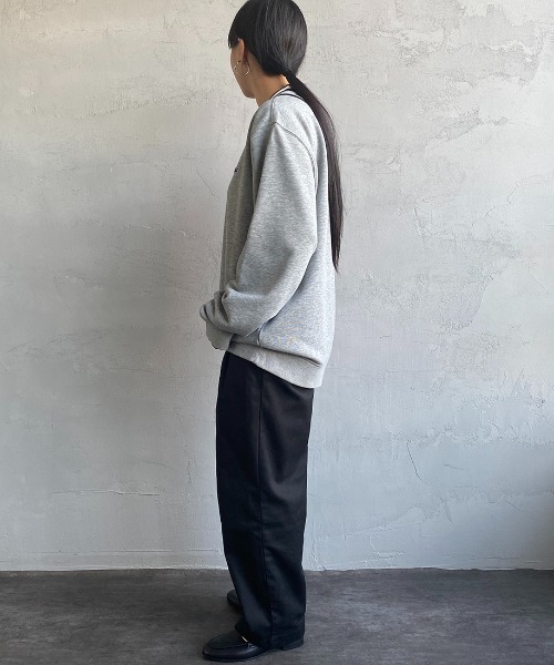 LACOSTE（ラコステ）の「[LACOSTE/ラコステ] リブライン ワンポイントロゴクルーネックスウェット（スウェット・レディース・ネイビー/グレー・4/3/5）」の7枚目の写真