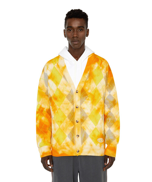 DIESEL（ディーゼル）の「メンズ カーディガン アーガイル タイダイ（カーディガン/ボレロ・メンズ・カーキ/イエロー・SMALL/MEDIUM/LARGE/X-LARGE/XX-LARGE/X-SMALL）」の6枚目の写真