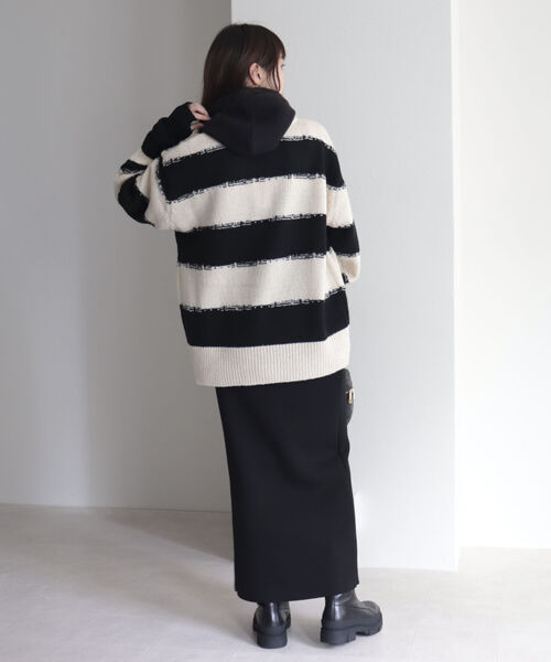 fredy emue（フレディエミュ）の「かすれボーダーニットプルオーバー（ニット/セーター・レディース・ホワイト系その他/ブラック系その他/ブルー系その他・38）」の20枚目の写真