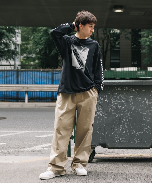 VANS（バンズ）の「別注：VANS/ヴァンズ M PHOTO PRINT L TEE ロンT ビッグ シルエット（Tシャツ/カットソー・メンズ・ホワイト×レッド/ホワイト×ブラック/ブラック・S/M/L）」の17枚目の写真