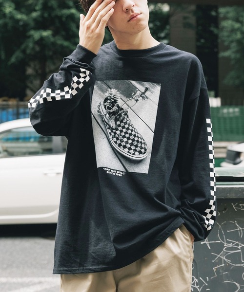 VANS（バンズ）の「別注：VANS/ヴァンズ M PHOTO PRINT L TEE ロンT ビッグ シルエット（Tシャツ/カットソー・メンズ・ホワイト×レッド/ホワイト×ブラック/ブラック・S/M/L）」の20枚目の写真
