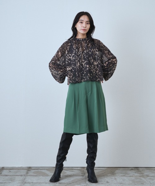 audrey and john wad(オードリーアンドジョンワッド)の「ハーフ丈タックキュロットパンツ(その他パンツ・レディース・ブラック/ベージュ/オレンジ/グリーン・S/M)」の6枚目の写真