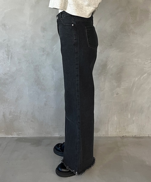 kutir（クティール）の「フリンジフレアデニムパンツ（デニムパンツ・レディース・ブラック/インディゴブルー・SMALL/MEDIUM）」の19枚目の写真