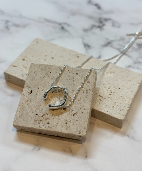 blatto(ブラット)の「【blatto 925silver】925シルバー デザイン イヤーカフ blat-earcuff-DZ154-DZ155-6g I1(イヤーカフ・レディース・シルバー/ゴールド・FREE)」の3枚目の写真