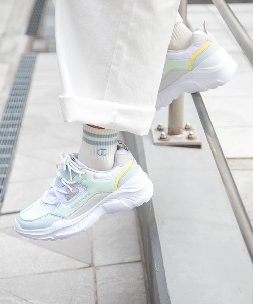 repipi armario（レピピ アルマリオ）の「アーバンダッドスニーカー（スニーカー・キッズ・マルチ/ホワイト/ブラック/グレー・SMALL/MEDIUM/LARGE）」の4枚目の写真