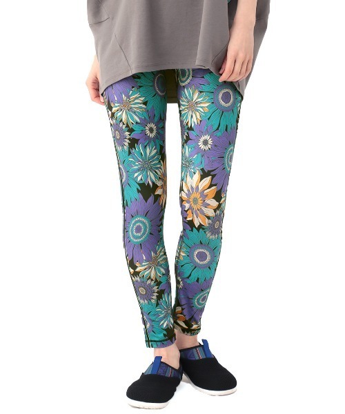 チチカカ（チチカカ）の「吸汗速乾ハイストレッチレギンス（レギンス/スパッツ・レディース・その他2/その他1/ブラック・LARGE/MEDIUM）」の7枚目の写真