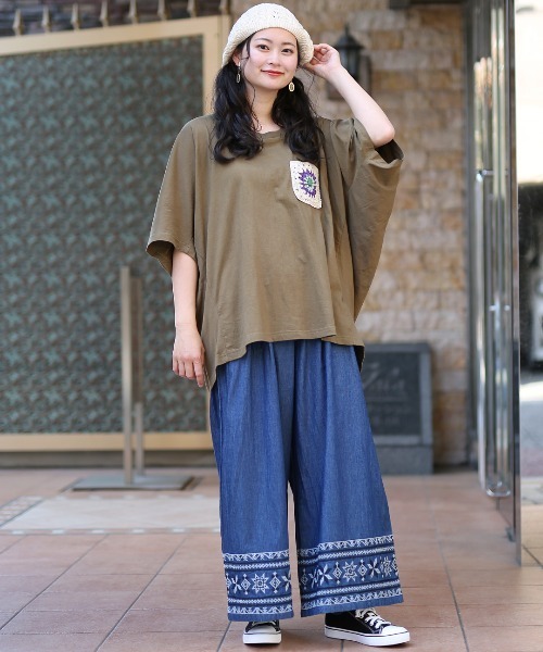 チチカカ（チチカカ）の「エスニックテープスリッポン（スニーカー・レディース・ブラック/オフホワイト/グリーン・MEDIUM/LARGE）」の11枚目の写真