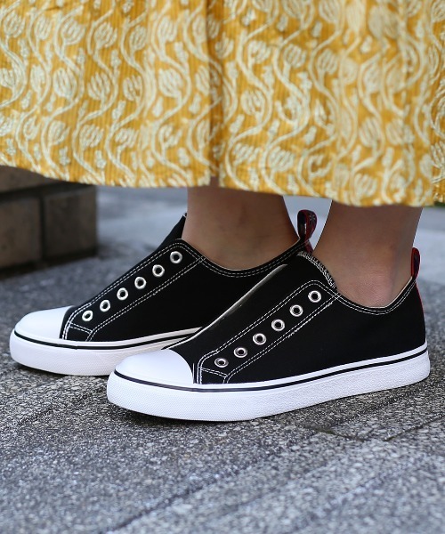 チチカカ（チチカカ）の「エスニックテープスリッポン（スニーカー・レディース・ブラック/オフホワイト/グリーン・MEDIUM/LARGE）」の14枚目の写真