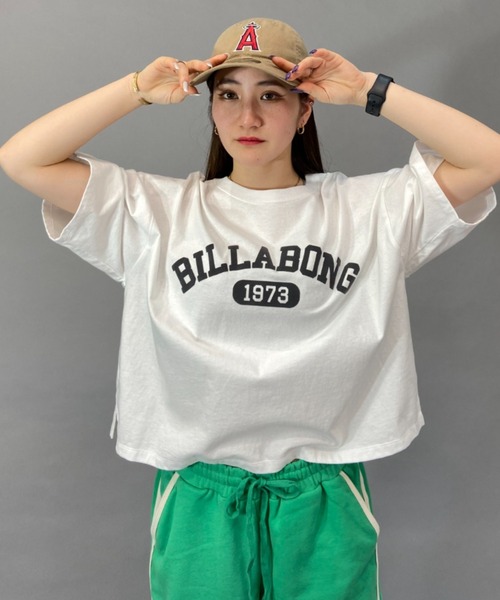 BILLABONG(ビラボン)の「BILLABONG/ビラボン ルーズシルエット/無地クロップド丈ロゴTシャツ BD013-205(Tシャツ/カットソー・レディース・イエロー/ブルー/ホワイト×ブラック/ブラック×ブラック・M/L)」の2枚目の写真