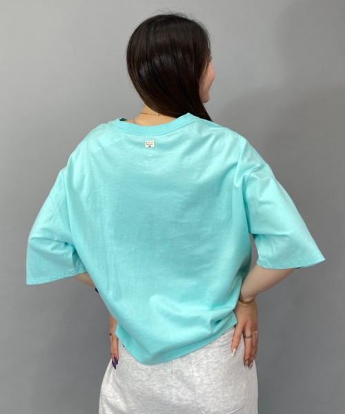 BILLABONG(ビラボン)の「BILLABONG/ビラボン ルーズシルエット/無地クロップド丈ロゴTシャツ BD013-205(Tシャツ/カットソー・レディース・イエロー/ブルー/ホワイト×ブラック/ブラック×ブラック・M/L)」の15枚目の写真