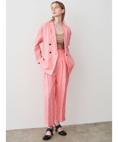 ELENDEEK(エレンディーク)の「スクエアネックバッド付タンク(タンクトップ・レディース・ベージュ/オフホワイト/ブラック/グリーン・FREE)」の13枚目の写真