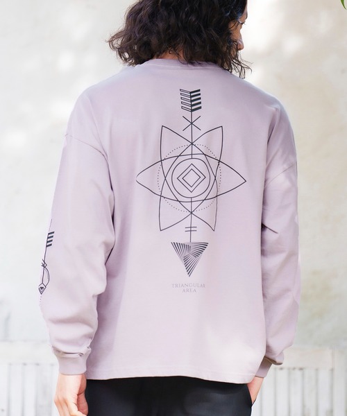 CAMBIO(カンビオ)の「mlt4212-Coat of Arms Print Long Sleeve Tee Tシャツ(Tシャツ/カットソー・メンズ・ブラック/パープル/ホワイト・L/S/M)」の7枚目の写真