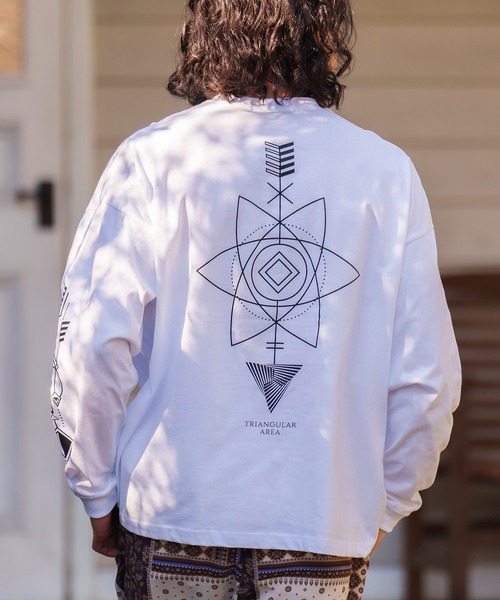 CAMBIO(カンビオ)の「mlt4212-Coat of Arms Print Long Sleeve Tee Tシャツ(Tシャツ/カットソー・メンズ・ブラック/パープル/ホワイト・L/S/M)」の13枚目の写真