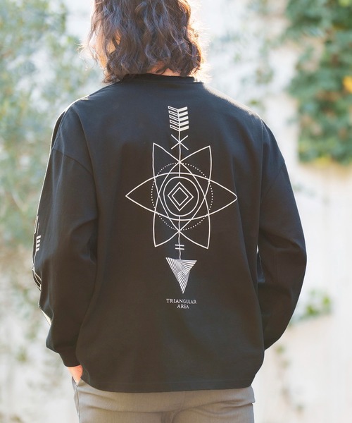 CAMBIO(カンビオ)の「mlt4212-Coat of Arms Print Long Sleeve Tee Tシャツ(Tシャツ/カットソー・メンズ・ブラック/パープル/ホワイト・L/S/M)」の17枚目の写真