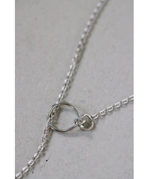 STYLEMIXER（スタイルミキサー）の「チェーンスルーロングネックレス（ネックレス・レディース・ゴールド/シルバー・FREE）」の6枚目の写真