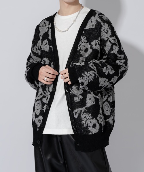 Adoon plain（アドーンプレーン）の「【Adoon plain】ルーズフラワーカーディガン（カーディガン/ボレロ・メンズ・ブルー/ブラック・MEDIUM/LARGE）」の4枚目の写真
