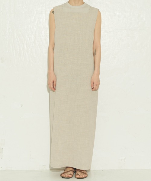 ottilie（オティーリエ）の「ottilie スクエアネックワンピ（ワンピース・レディース・ベージュ/ブラック・FREE）」の13枚目の写真