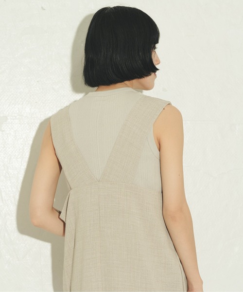 ottilie（オティーリエ）の「ottilie スクエアネックワンピ（ワンピース・レディース・ベージュ/ブラック・FREE）」の8枚目の写真