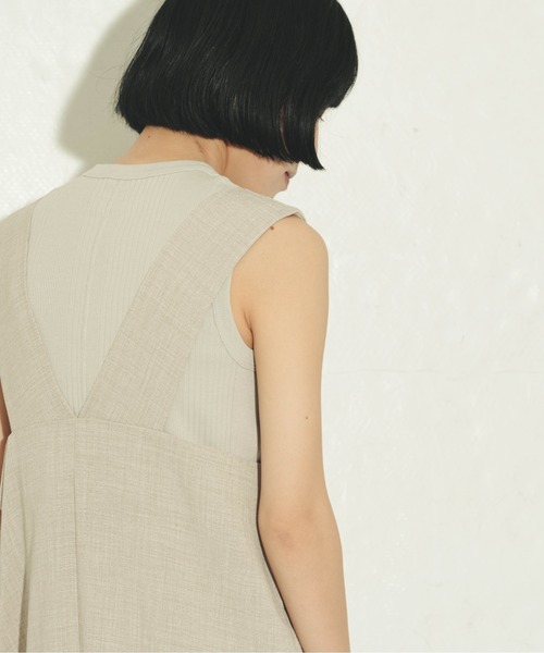 ottilie（オティーリエ）の「ottilie スクエアネックワンピ（ワンピース・レディース・ベージュ/ブラック・FREE）」の9枚目の写真