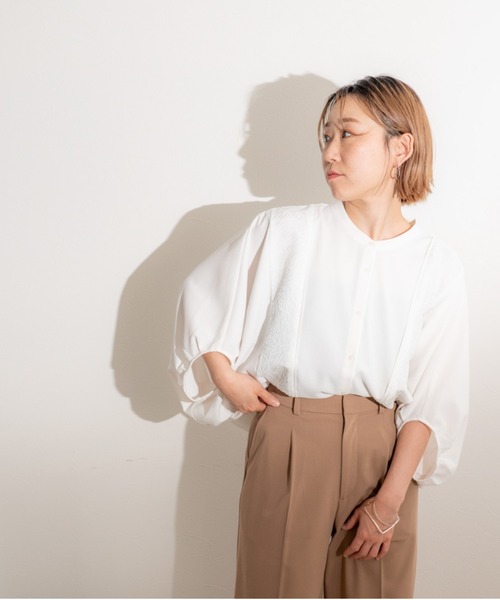 LHELBIE(レルビエ)の「ジャカード切替ドルマンシャツ(シャツ/ブラウス・レディース・ブラック/オフホワイト・M)」の2枚目の写真