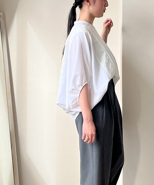 LHELBIE(レルビエ)の「ジャカード切替ドルマンシャツ(シャツ/ブラウス・レディース・ブラック/オフホワイト・M)」の9枚目の写真