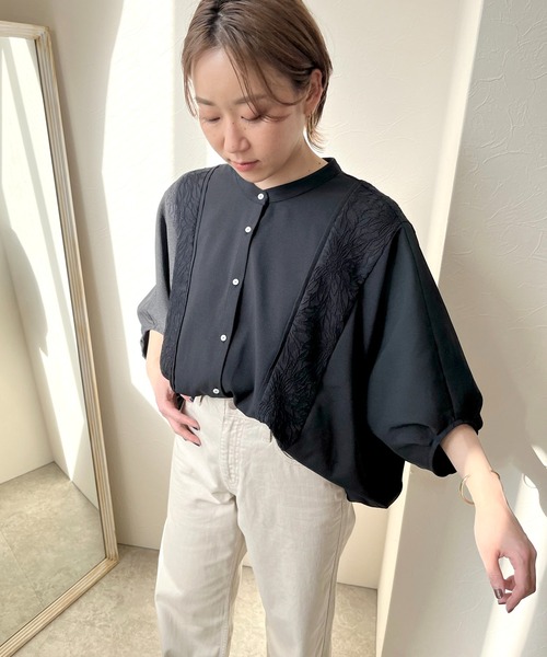 LHELBIE(レルビエ)の「ジャカード切替ドルマンシャツ(シャツ/ブラウス・レディース・ブラック/オフホワイト・M)」の16枚目の写真
