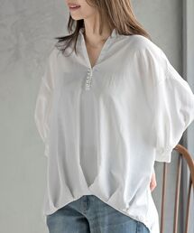 パール付きスキッパー裾タック7分袖ブラウス