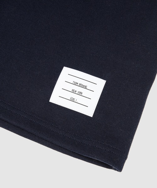 THOM BROWNE（トムブラウン）の「MID THIGH SUMMER SHORTS IN COTTON INTERLOCK（その他パンツ・メンズ・グレー/ネイビー・1）」の5枚目の写真