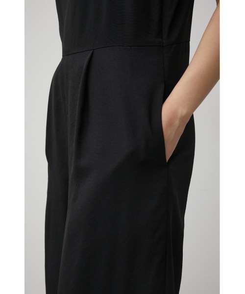 AZUL by moussy(アズールバイマウジー)の「BACK OPEN SALOPETTE/バックオープンサロペット(サロペット/オーバーオール・レディース・ブラック/ベージュ・SMALL/MEDIUM)」の16枚目の写真