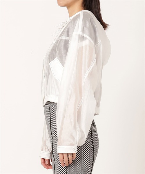 REDYAZEL（レディアゼル）の「配色ステッチシアースタンドショートブルゾン（ブルゾン・レディース・ライトグレー/ブラック/オフホワイト・FREE）」の5枚目の写真