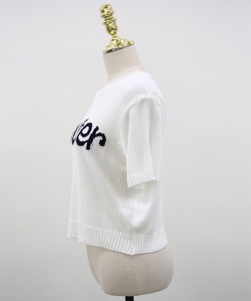 NANING9(ナンニング)の「NANING9 Butterフロントレタリングラウンドネック半袖ニット(Tシャツ/カットソー・レディース・アイボリー/ピンク/ネイビー・FREE)」の18枚目の写真