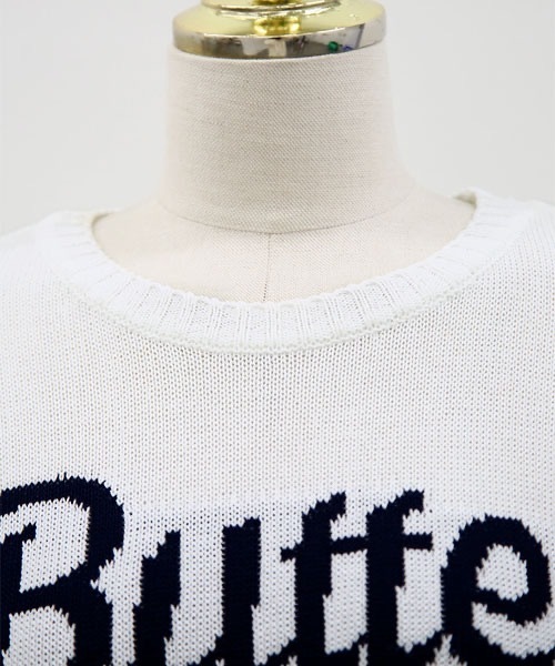 NANING9(ナンニング)の「NANING9 Butterフロントレタリングラウンドネック半袖ニット(Tシャツ/カットソー・レディース・アイボリー/ピンク/ネイビー・FREE)」の8枚目の写真