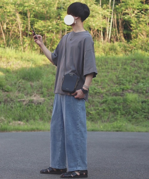 INTER FACTORY（インターファクトリー）の「ファッションインフルエンサー DAISUKE - 2タックルーズボリュームワイドデニム（デニムパンツ・メンズ・インディゴブルー/ライトブルー・SMALL/MEDIUM/LARGE）」の14枚目の写真