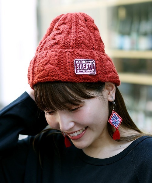 チチカカ（チチカカ）の「ケーブル編みニットキャップ（ニットキャップ/ビーニー・レディース・ダークグリーン/イエロー/ブラック/アイボリー/オレンジ/ブルー・FREE）」の6枚目の写真