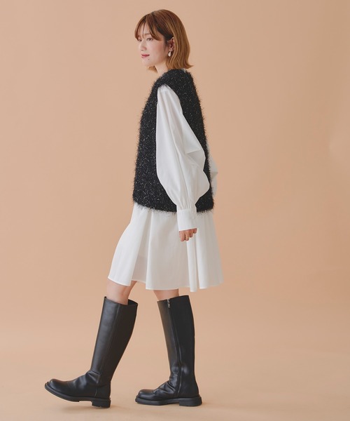 titivate(ティティベイト)の「ラメ入りシャギーニットベスト(ベスト・レディース・ライトグレー/ライトベージュ/ブラック・FREE)」の6枚目の写真