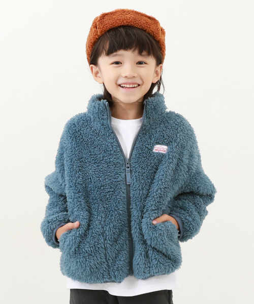 devirock（デビロック）の「フリース フルジップジャケット（ブルゾン・キッズ・ベージュ/ブルーグレー/オフホワイト・140cm/130cm/100cm/120cm/160cm/150cm/110cm）」の2枚目の写真