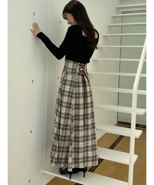 MERCURYDUO(マーキュリーデュオ)の「2WAYデコルテナローテープリブニット(ニット/セーター・レディース・ブラック/パープル/オフホワイト/ミント・FREE)」の7枚目の写真