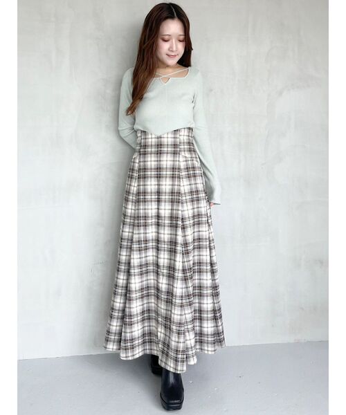 MERCURYDUO(マーキュリーデュオ)の「2WAYデコルテナローテープリブニット(ニット/セーター・レディース・ブラック/パープル/オフホワイト/ミント・FREE)」の17枚目の写真