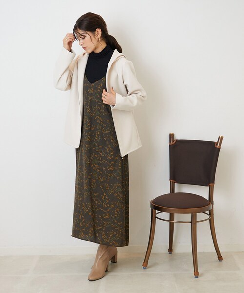 SHOO・LA・RUE（シューラルー）の「◆ウール調 ジップアップフーディブルゾン（ブルゾン・レディース・グレー系その他/ブラウン系/アイボリー・03/04/02）」の4枚目の写真