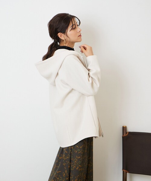 SHOO・LA・RUE（シューラルー）の「◆ウール調 ジップアップフーディブルゾン（ブルゾン・レディース・グレー系その他/ブラウン系/アイボリー・03/04/02）」の8枚目の写真