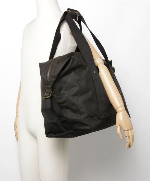 Barbour（バブアー）の「Essential Wax Holdall（ボストンバッグ