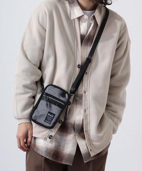 【使いやすいミニバッグ♪】LV★パルス ウェアラブル ウォレット セール】w*lt(ｳｫﾙﾄ) 3WAY2層式 撥水ミニショルダー（ショルダー