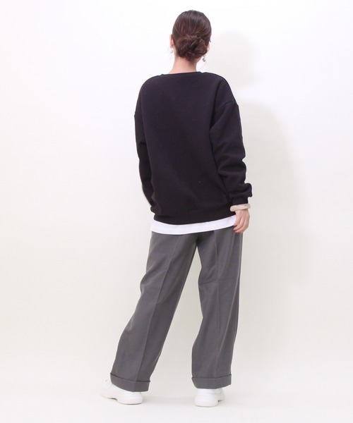 BABYDOLL(ベビードール)の「親子お揃い エンボス 総柄 トレーナー 8883A(スウェット・レディース・ブラック/ピンク・M/XL/L/S)」の4枚目の写真