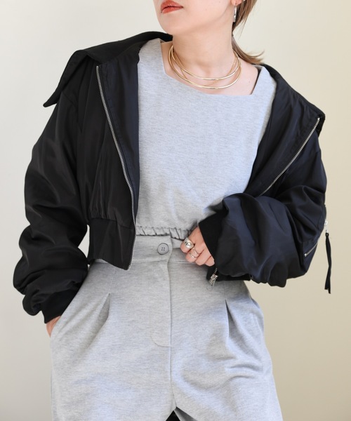 ULEULA（ウルア）の「ビック襟スタンドショートブルゾン（ブルゾン・レディース・ブラック/アイボリー/カーキ・FREE）」の21枚目の写真