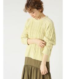 モール糸ケーブル編みニット