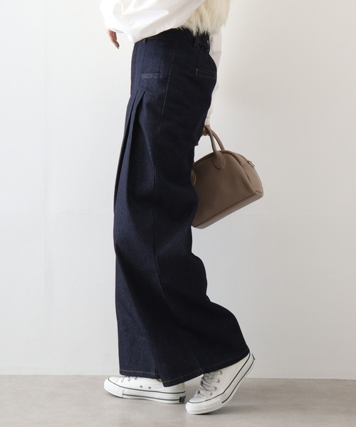 ＆soiree（アンドソワレ）の「&soiree リジッドタックワイドデニムパンツ（デニムパンツ・レディース・ブラック/インディゴブルー・FREE）」の15枚目の写真