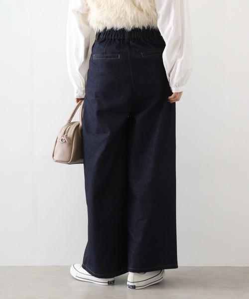 ＆soiree（アンドソワレ）の「&soiree リジッドタックワイドデニムパンツ（デニムパンツ・レディース・ブラック/インディゴブルー・FREE）」の17枚目の写真