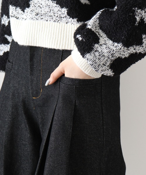 ＆soiree（アンドソワレ）の「&soiree リジッドタックワイドデニムパンツ（デニムパンツ・レディース・ブラック/インディゴブルー・FREE）」の5枚目の写真