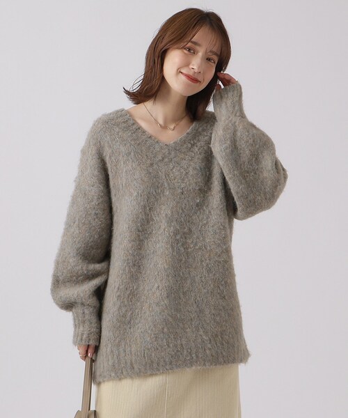 Cutie Blonde（キューティーブロンド）の「◆【レイヤードが楽しめる】ふわふわMIX Vネック ゆるニット（ニット/セーター・レディース・ダークブラウン/ブラウン系その他/ライトパープル/グリーン/ナチュラル・00）」の3枚目の写真